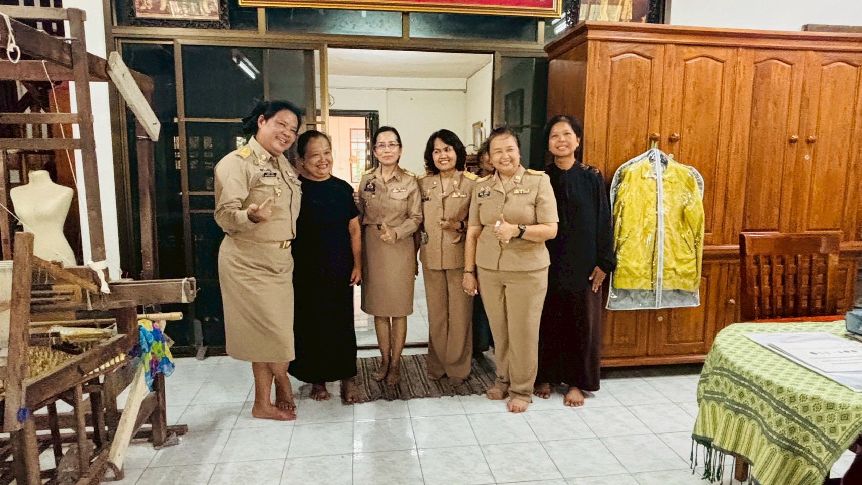 สำนักงานพัฒนาชุมชนอำเภอปักธงชัย ร่วมเข้าเยี่ยมผู้ผลิตผู้ประกอบการ OTOP อำเภอปักธงชัย 